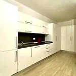 Life & Bike Apartment *
